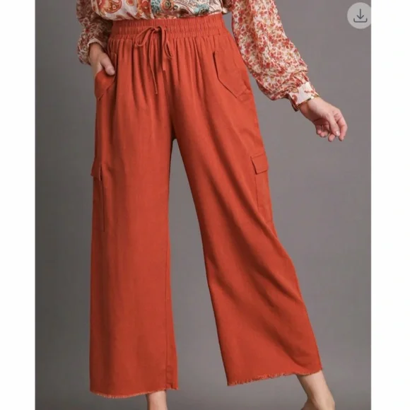 Linen Blend Cargo Pant - Picture 5 of 5